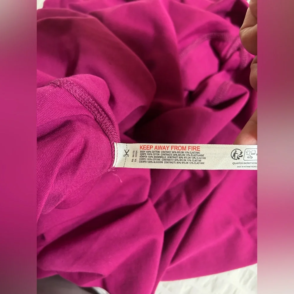 Free People Movement Throw Over Tunic. Color Berry Blitz. - Picture 10 of 11